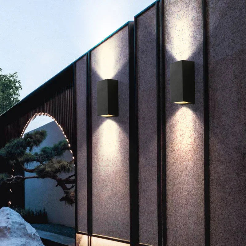 Seralyn | Black Outdoor Wall Lamp LED Minimalist Design 2